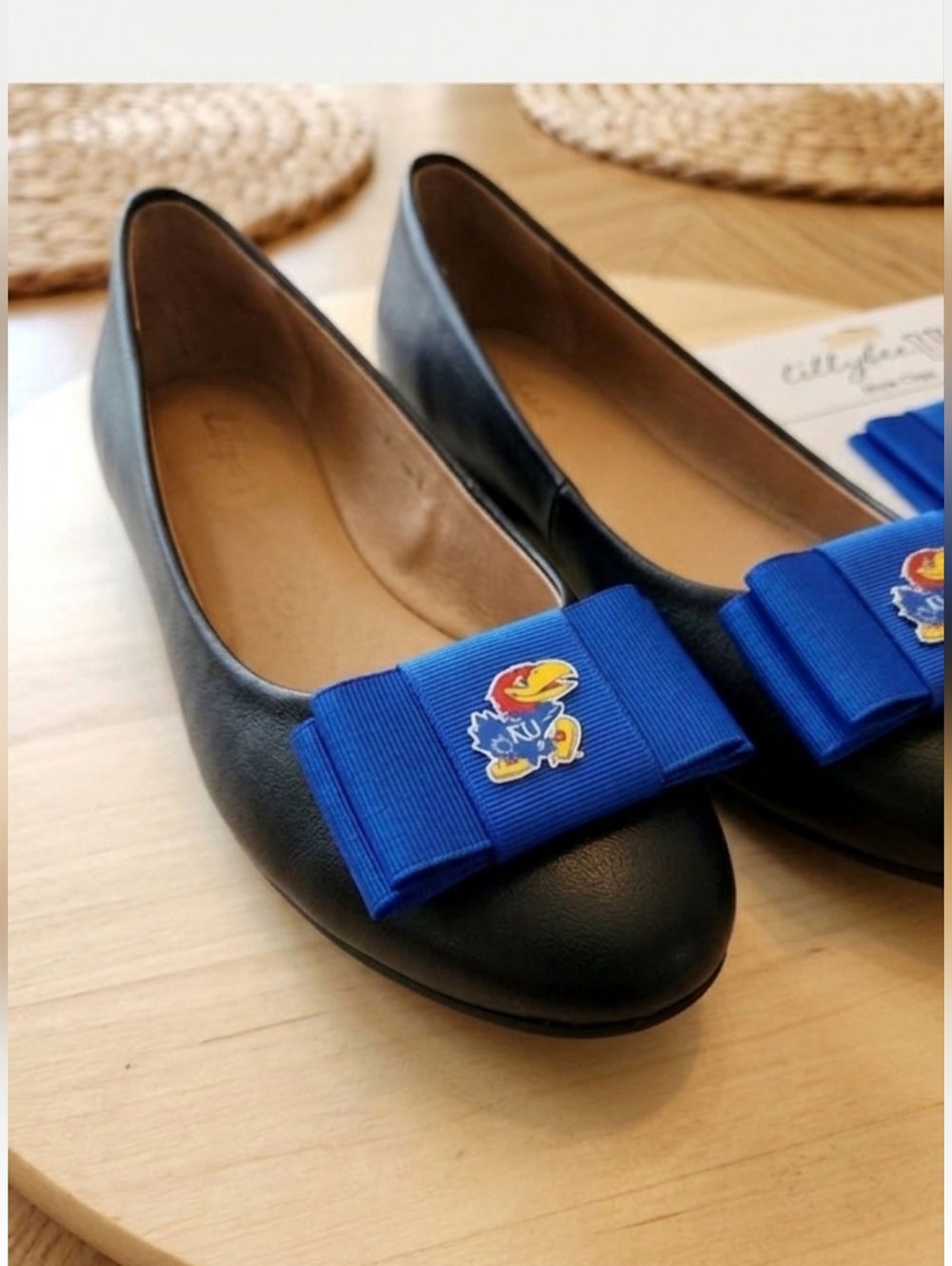 University of Kansas 🎁 Jayhawks Lillybee U Shoe‎ Clips NCAA Sorority Cheer Rush